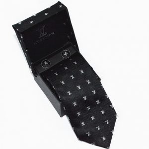 SSSさん専用ヴィトンネクタイ louis-vuitton-monogram-shadow-