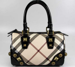 ボストンバッグ