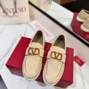 スリッポンシューズ